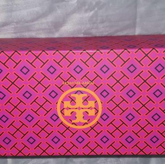 Tory Burch Flats - Picture 7 of 8